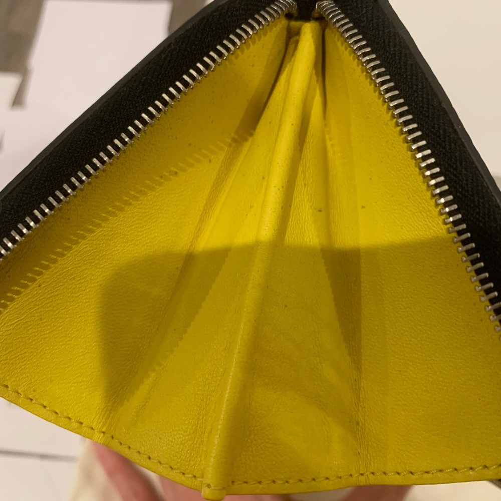 Celine | Large Zipped Multifunction Wallet In Calfskin | Black and Citron - Picture 14 of 16
